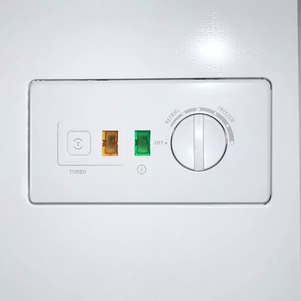 Congelador Horizontal Electrolux Cycle Defrost 145L Blanco (EFC15A2HPWB) 4