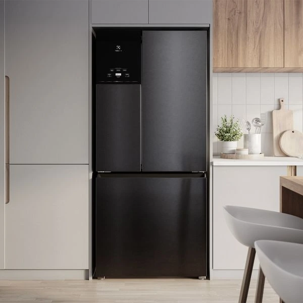 Refrigeradora Electrolux Multidoor No Frost 590L Negra (IM8B) 8